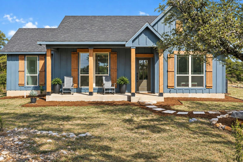717 Brock Hollow Dr — exterior