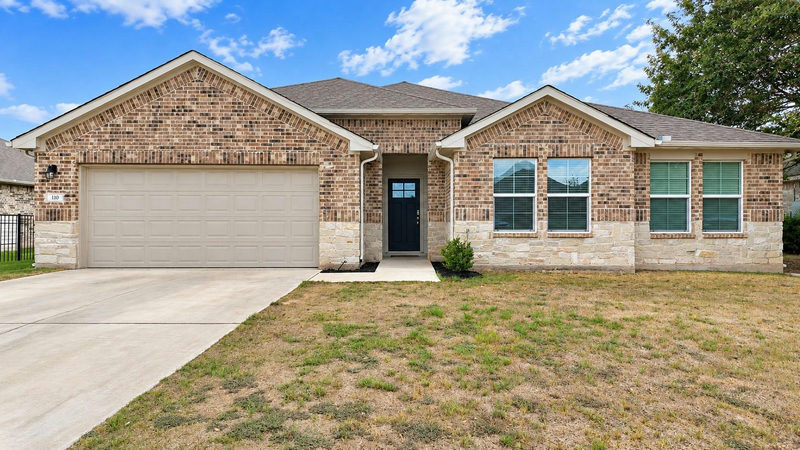 110 Loon Dr — exterior