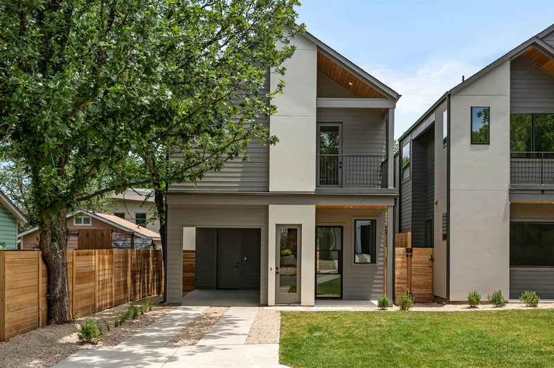 1004 Juanita None #II — exterior