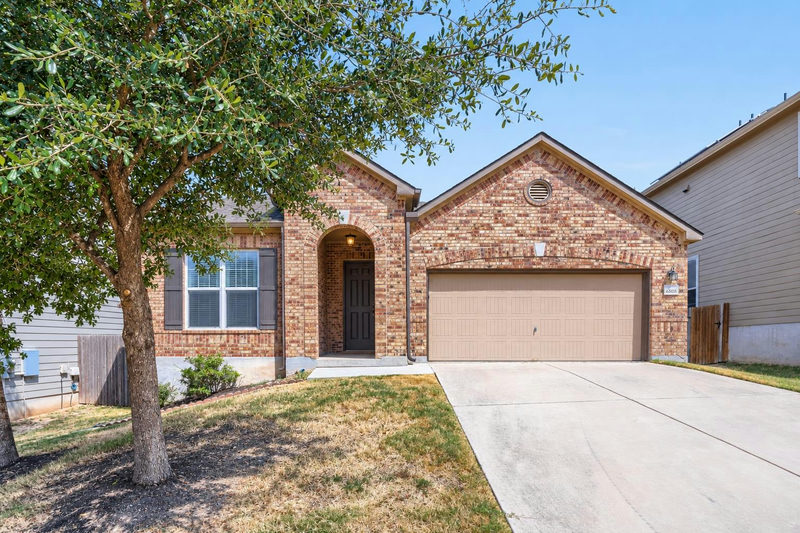 6808 Ondantra Bnd — exterior