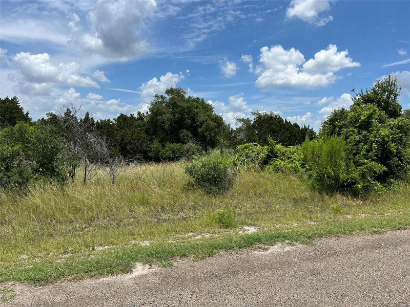 400 Sonora Dr — exterior