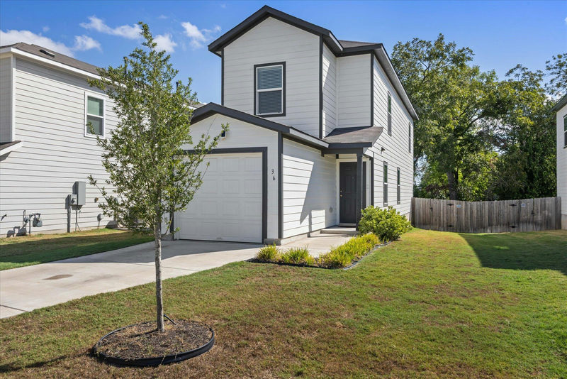 36 Trinity Cir — exterior
