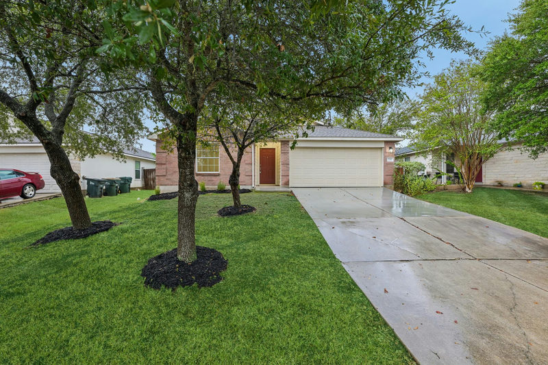 720 Goldenrod St — exterior