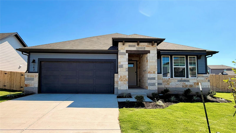 143 Coopers Hawk Crst — exterior