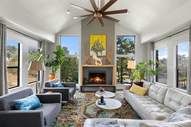 5601 Barker Ridge Dr — exterior