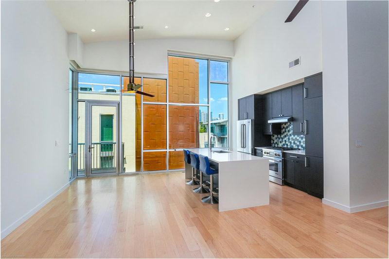 1600 Barton Springs Rd #5601 — exterior