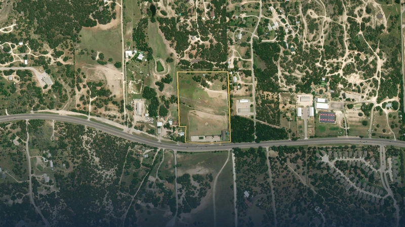 3000 W Highway 290 Hwy — exterior