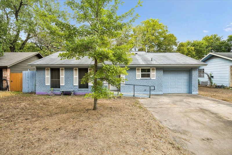 6009 LEISURE RUN Rd — exterior