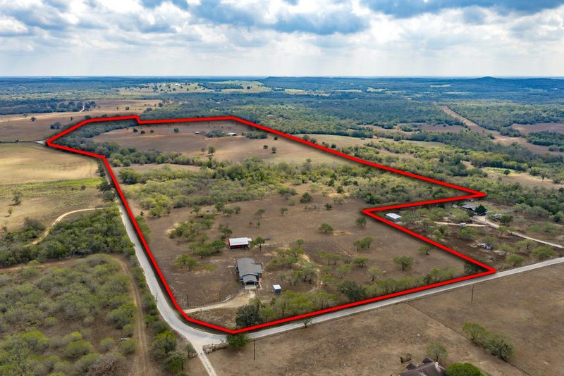 1610 Silver Mine Rd — exterior