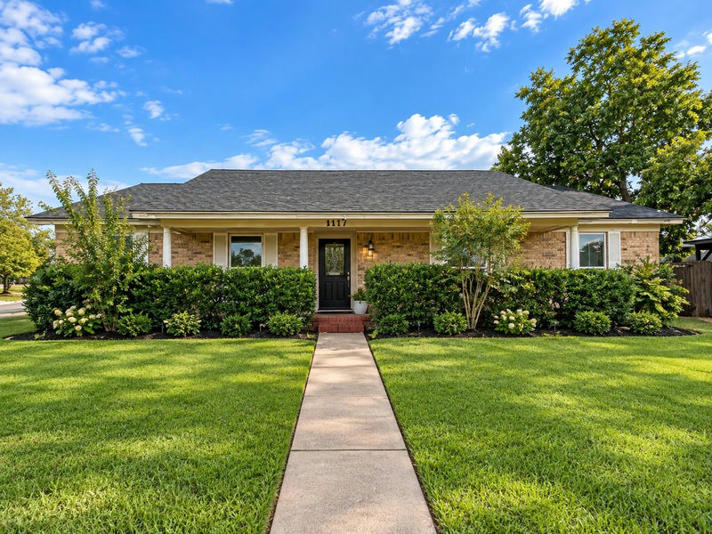 5407 Tipton Dr — exterior