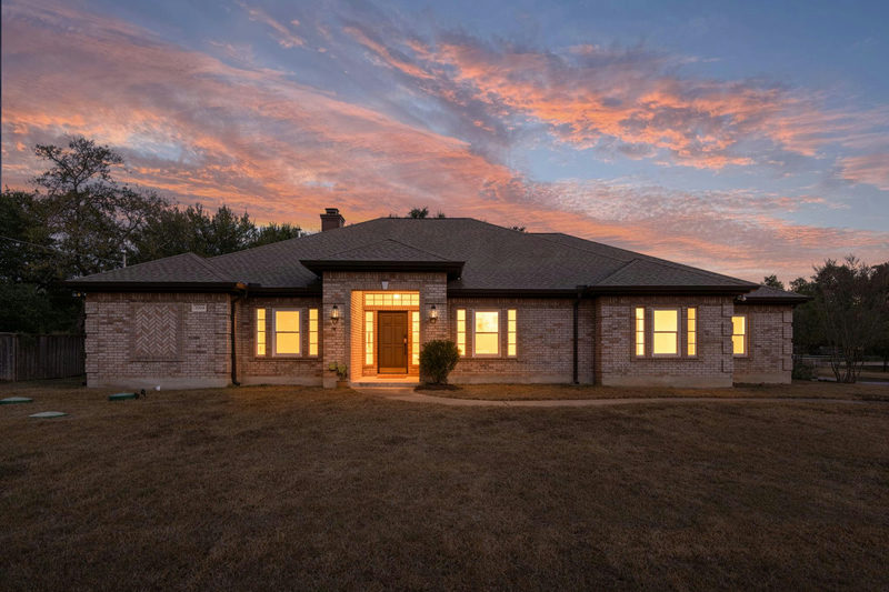 2004 Fountainwood Dr — exterior