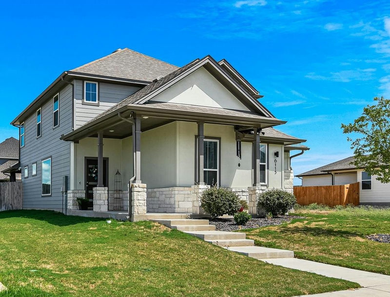 6115 Marsh Ln — exterior