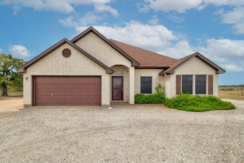 8510 Old Colony Line Rd — exterior