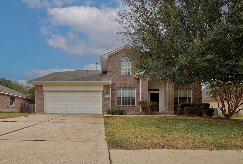 102 Chandler Pointe Loop — exterior