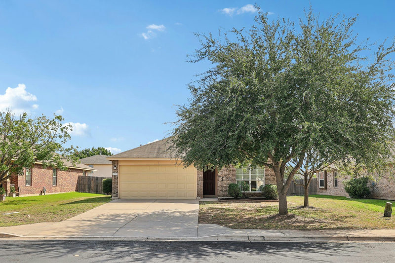 304 Grutsch Dr — exterior