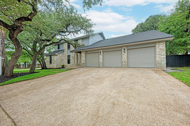 9401 Topridge Dr — exterior