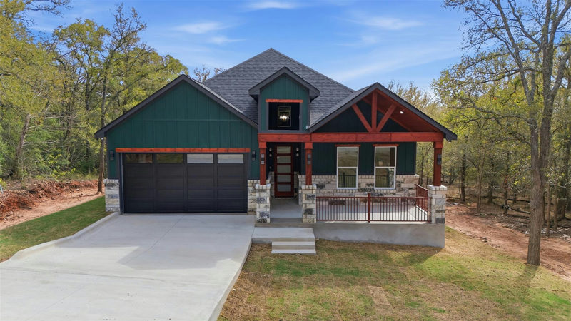 157 E Keanahalululu Ln — exterior