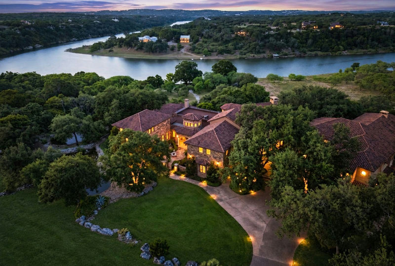 3220 Fall Creek Estates Dr — exterior