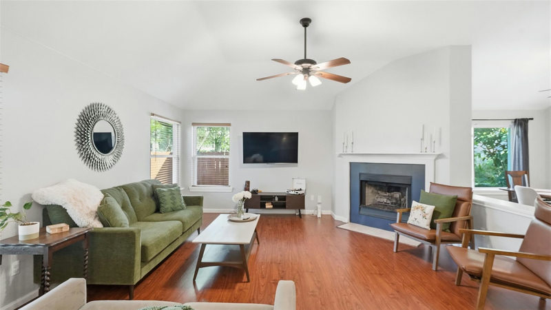 5513 Kayview Dr — exterior
