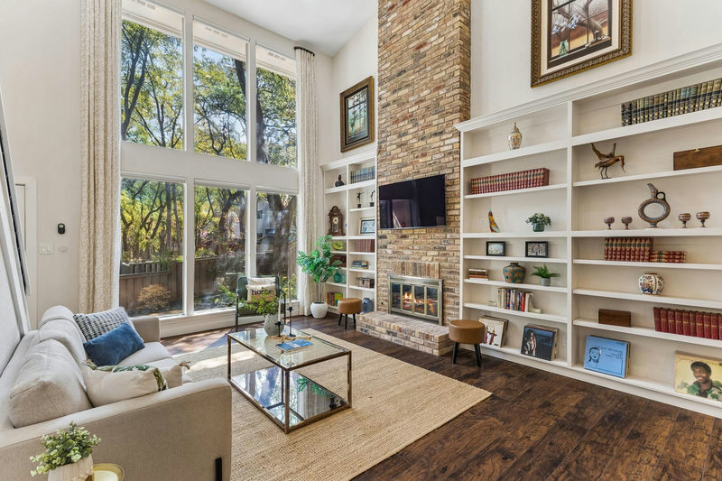 8305 Summer Place Dr — exterior
