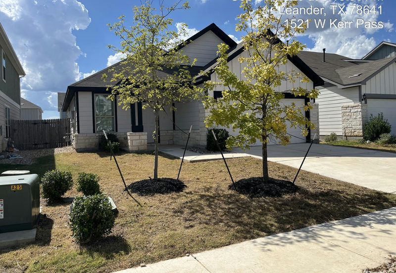 1521 W Kerr Pass — exterior