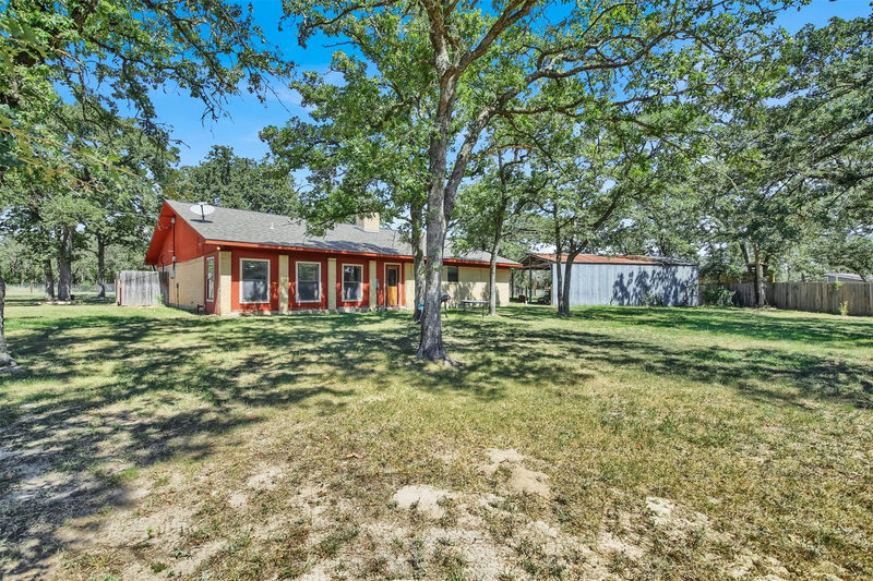 191 Jordan Ln — exterior