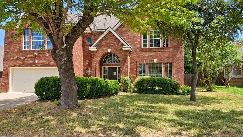 1237 Rocky Creek Dr — exterior