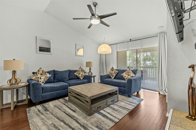 2450 Wickersham Ln #1606 — exterior
