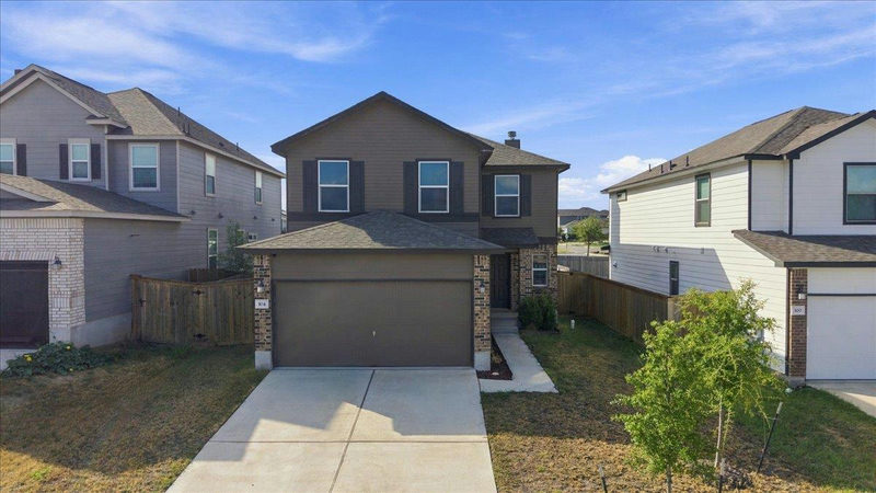 104 Rooster Way — exterior