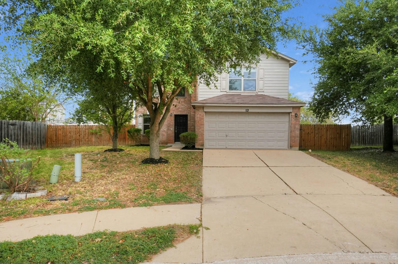 114 Hays Forest Cv — exterior