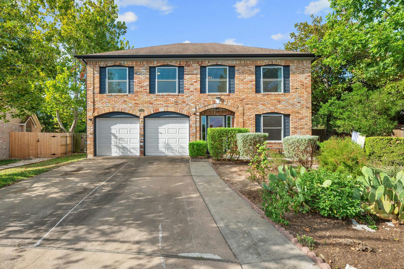 8104 Cutler Ridge Pl — exterior