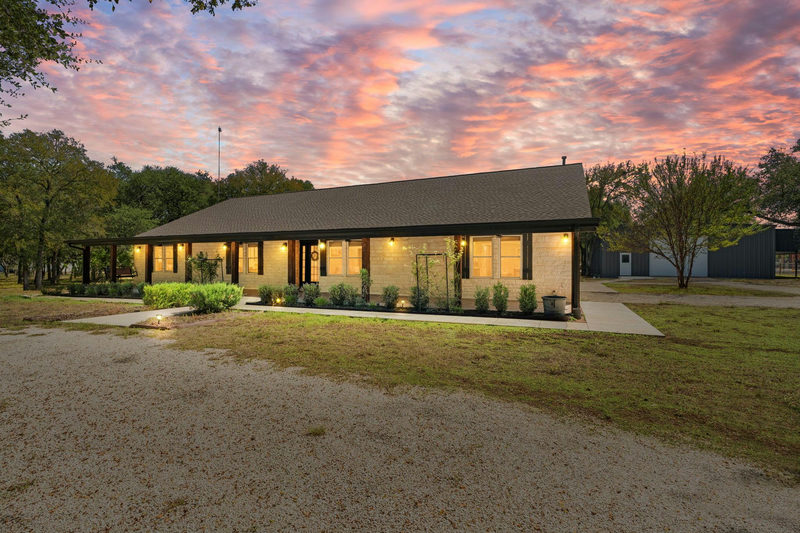 30309 Live Oak Trl — exterior