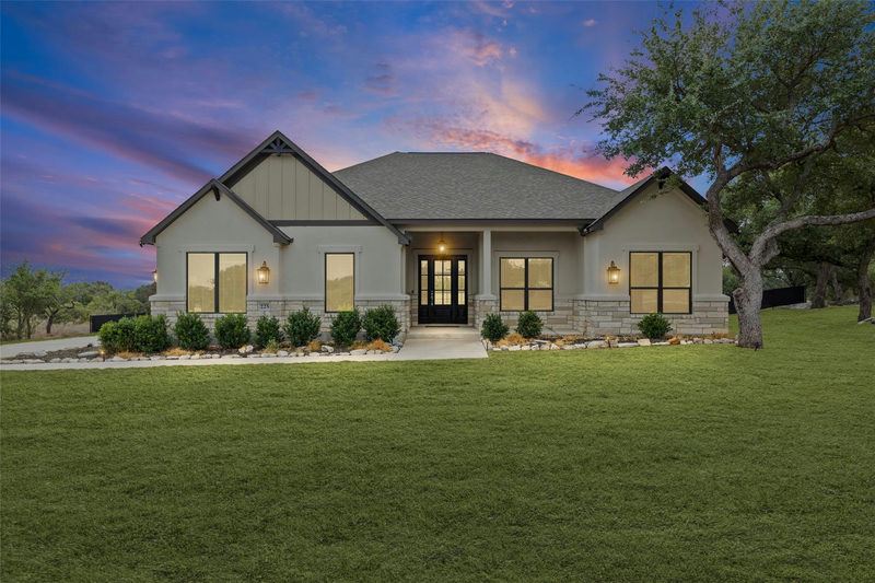 225 Spicewood Trails Dr — exterior
