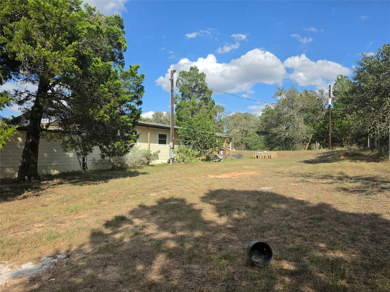 150 Wayside Dr — exterior