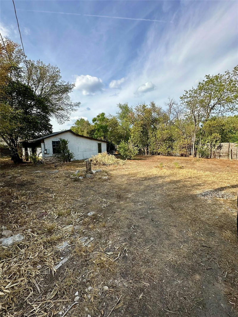404 Primrose St — exterior