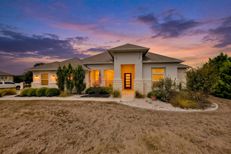 260 Hawthorne Loop — exterior