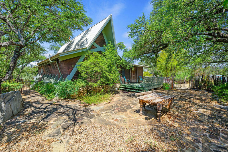 301 Yonder Dr — exterior