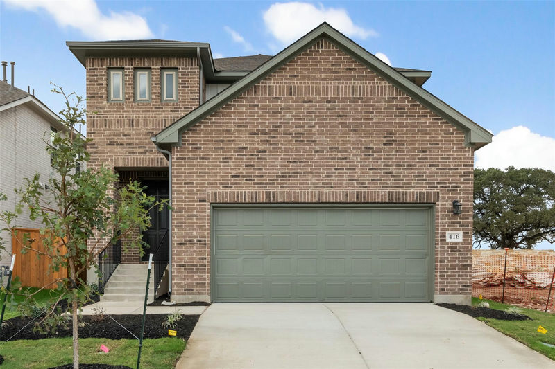 205 Hat Creek Dr — exterior