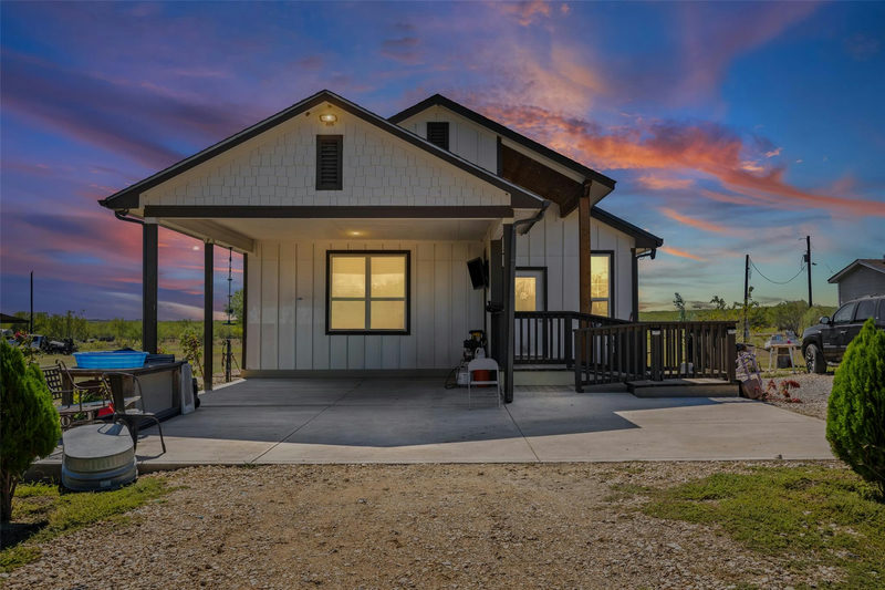16007 Jacobson Rd — exterior