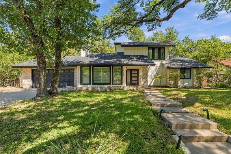 4004 Austin Woods Dr — exterior