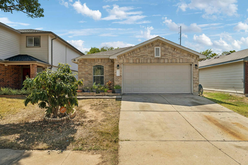7209 Cayenne Ln — exterior