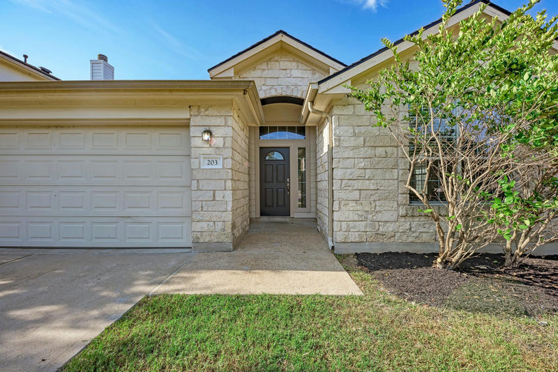 203 Newport Landing Pl — exterior