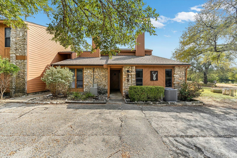 38 Cypress Fairway Vlg — exterior