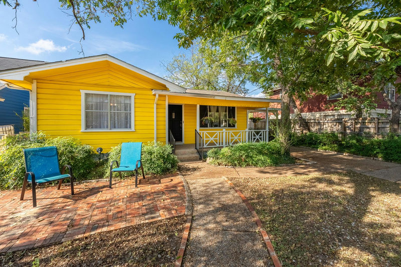 6107 Felix Ave — exterior