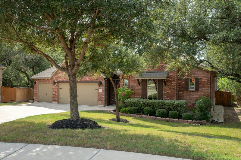 200 Lake Rim Cir — exterior
