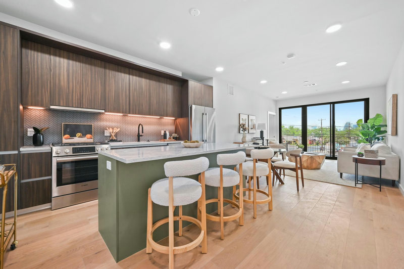 2209 S 1st St #209 — exterior