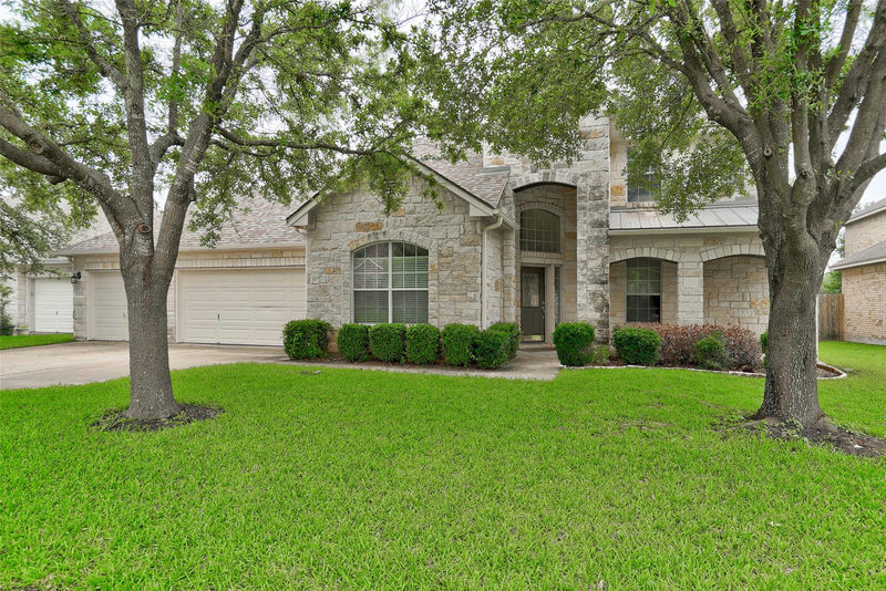 3129 Goldenoak Cir — exterior