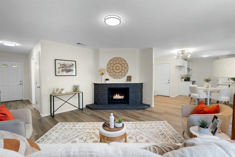 6601 Boleynwood Dr — exterior