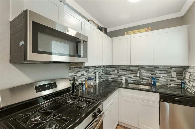 204 E 30th St #102