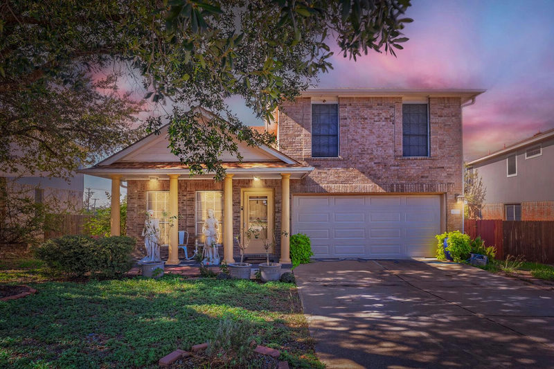 1021 Traci Michelle Dr — exterior